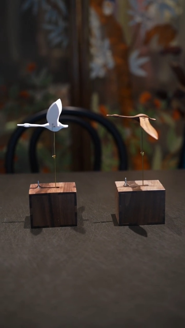 Amazon | ハンドメイド木製空飛ぶ白鳥オルゴールダイナミックモデル